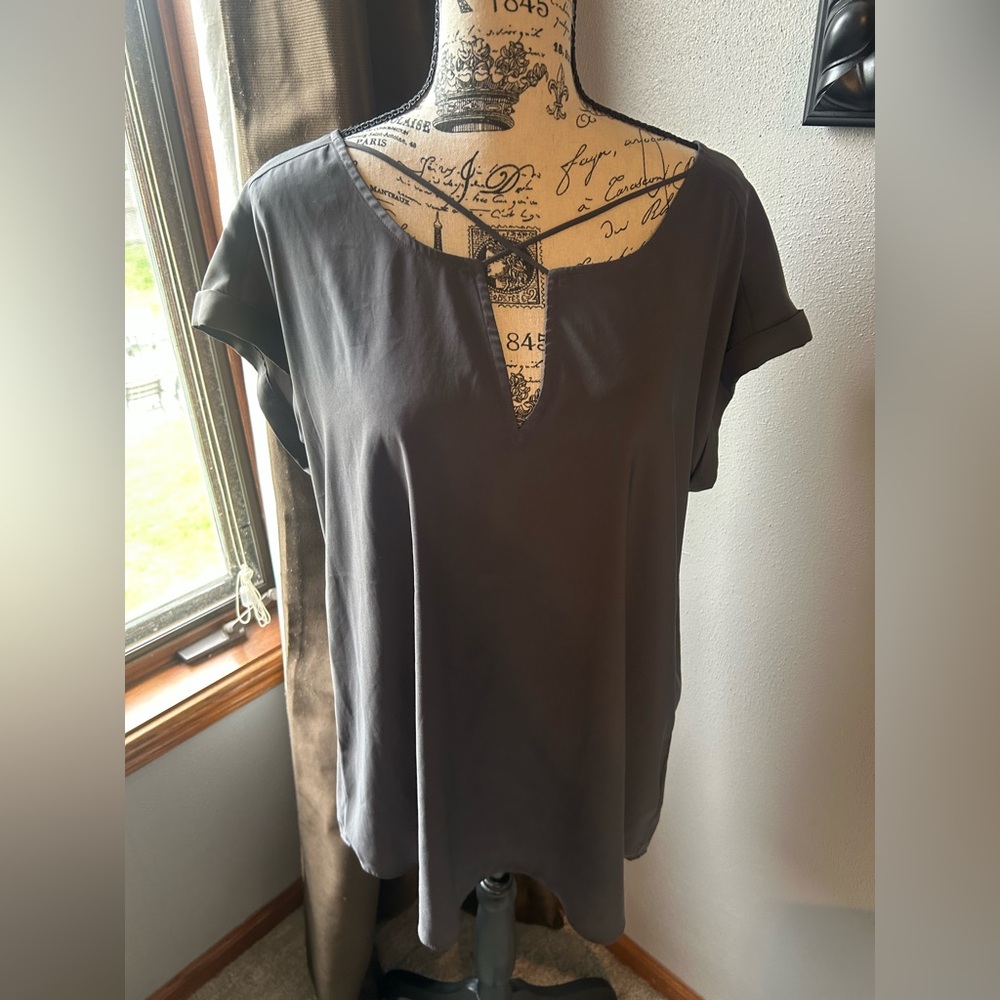 Express Gray Tan Relaxed Cut Out Blouse